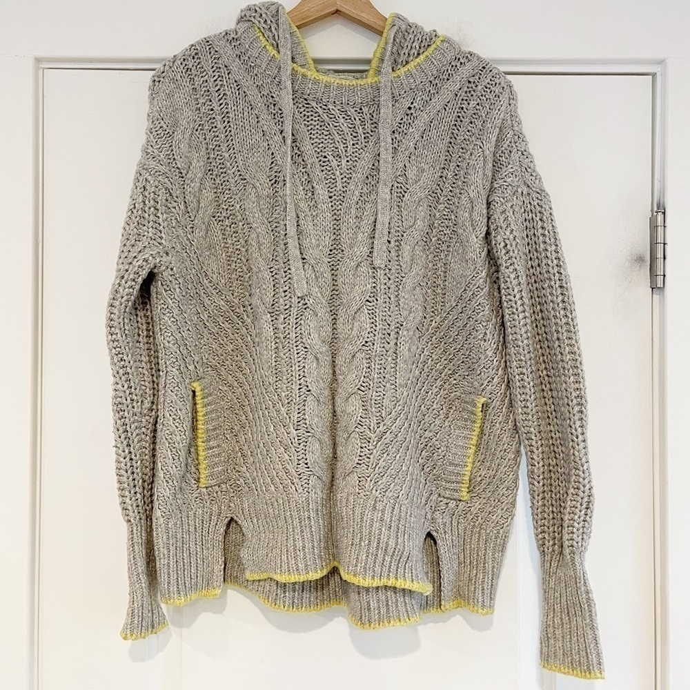 Victorias Secret Cable Knit Hooded Wool Blend Sweater - S